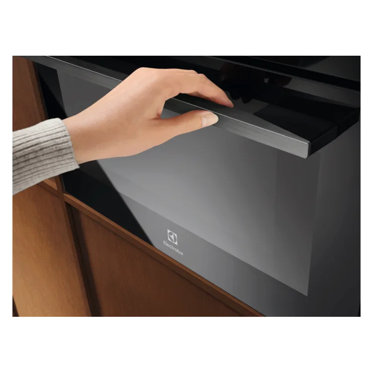 Electrolux mikrotalasna KVMBE08H
